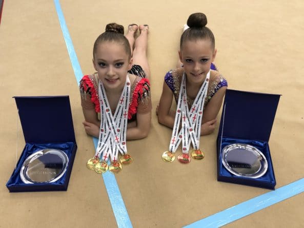 Общество: Две русскоговорящие гимнастки из London Sport Academy стали чемпионками Англии