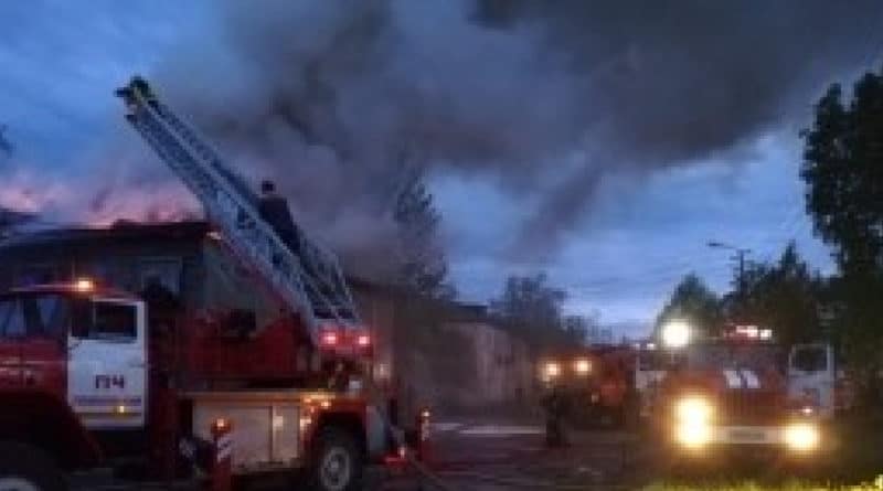 Происшествия: Пару из Великобритании высадили из самолёта из-за аллергии на орехи.