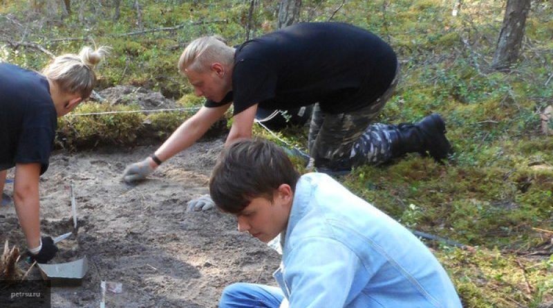 Древнюю деревянную руку возрастом более 2000 лет нашли в Великобритании 23062019 Происшествия: Древнюю деревянную руку возрастом более 2000 лет нашли в Великобритании
