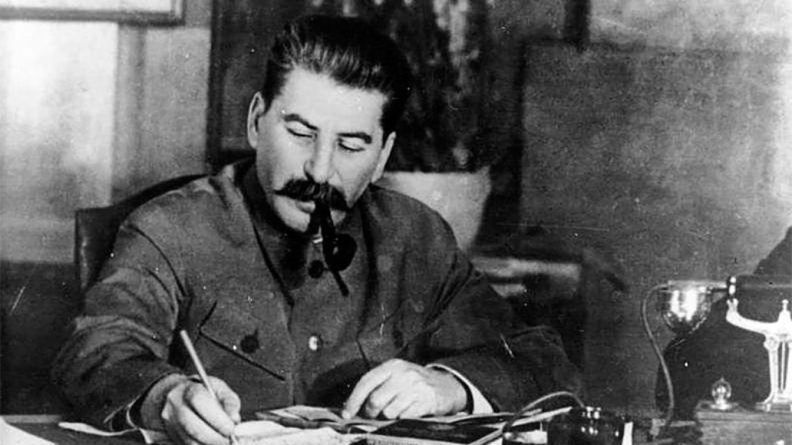 Общество: Сталин: «Мы не можем заставить поляков сражаться». Колонка Николая Старикова