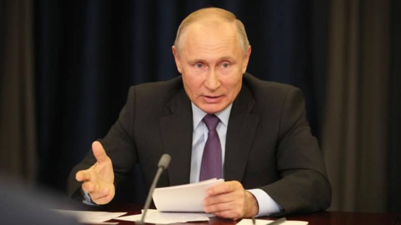 Общество: Путин рассказал о предпочтениях в выборе премьер-министра Великобритании