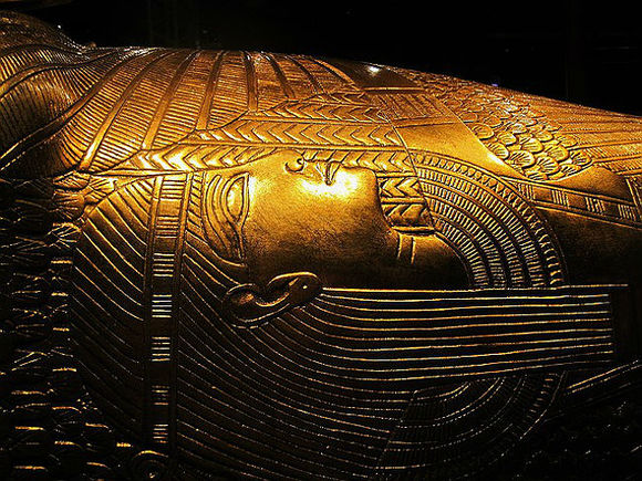 В мире: Египет потребовал от Британии вернуть бюст Тутанхамона