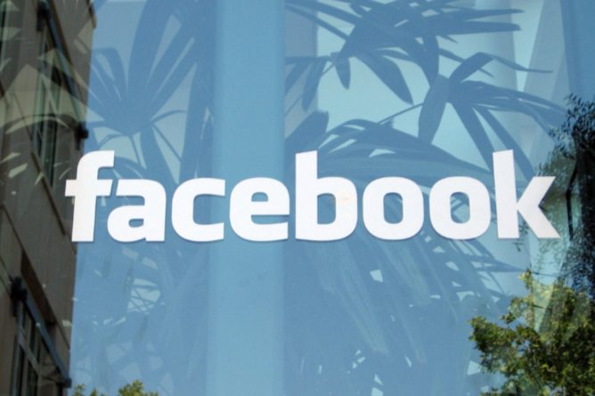 Общество: WSJ: Федеральная торговая комиссия США утвердила договоренность о взыскании с Facebook $5 млрд