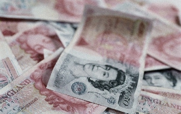 Без рубрики: Британский фунт упал до исторического минимума последних лет