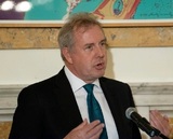 Посол Великобритании в США уходит в отставку на фоне скандала с утечкой документов