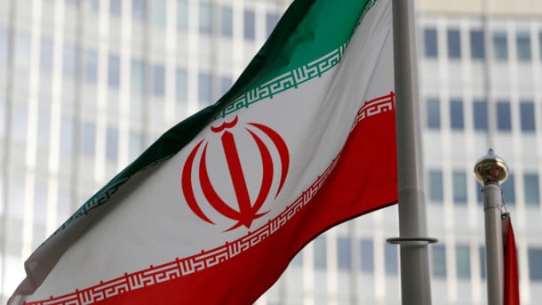 Без рубрики: Конфликт Великобритании и Ираном - один танкер опустили