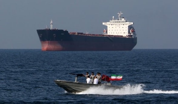 Общество: Захват танкера: в правительстве Великобритании предостерегли Иран от "опасного пути"  20 июля 2019, 16:25