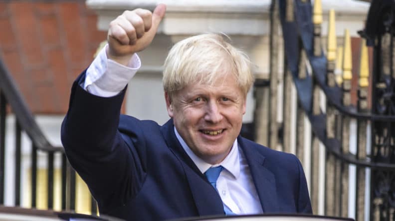 Общество: Борис Джонсон вступил в должность премьер-министра Великобритании