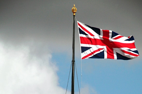 Общество: СМИ: в Лондоне подтвердили попытку Тегерана остановить британское судно в Ормузском проливе