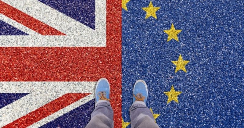 Политика: В Британии будут судиться с правительством из-за Brexit без соглашения