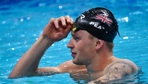Общество: Британский пловец побил мировой рекорд на дистанции 100 метров брассом
