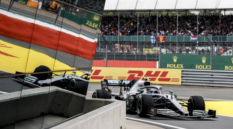 Спорт: Боттас выиграл квалификацию Гран-при Великобритании, Квят — 14-й