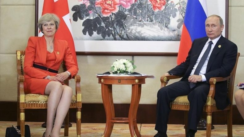 Политика: Песков назвал дружелюбным подход Лондона в вопросе бизнеса после встречи Путина и Мэй