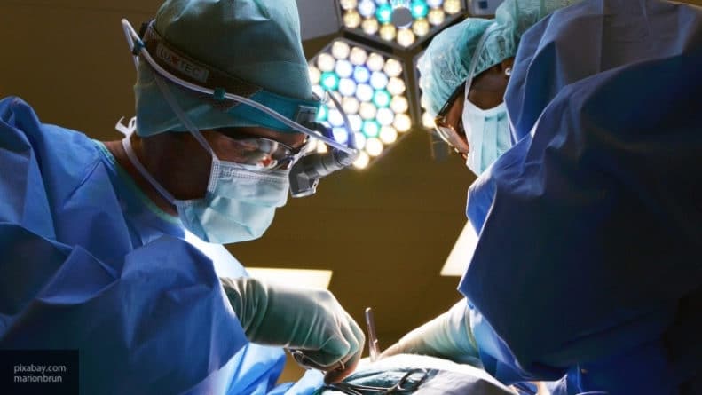 Происшествия: Британские врачи приняли смертельную болезнь пациентки за тонзиллит