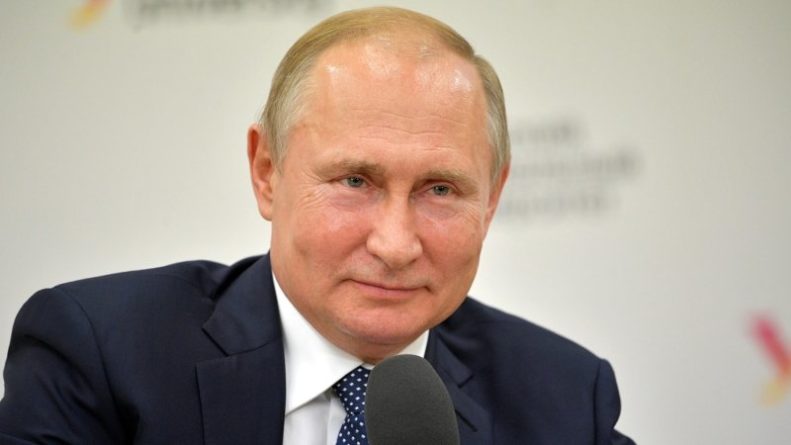 Общество: Путин отреагировал на идею Зеленского о встрече с участием США и Британии
