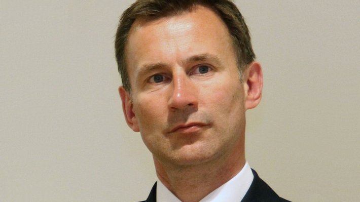 Общество: Глава Форин-офиса Хант отказался занять пост министра обороны Великобритании