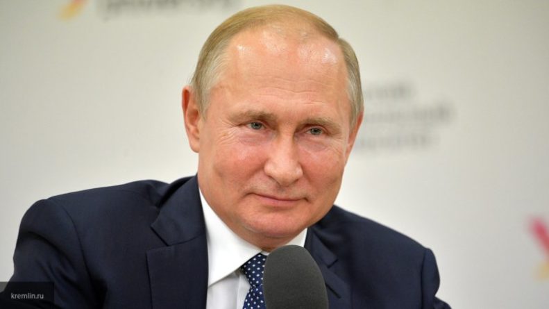 Общество: Путин поздравил Джонсона с избранием премьером Великобритании