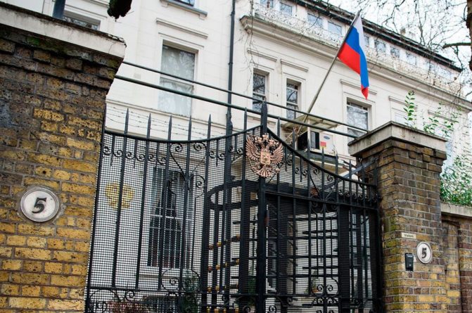 В посольстве РФ призвали Лондон отказаться от услуг "Белых касок". РЕН ТВ 24072019 Без рубрики: В посольстве РФ призвали Лондон отказаться от услуг "Белых касок". РЕН ТВ