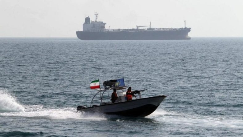 Без рубрики: В Британии и США отреагировали на захват Ираном британского танкера