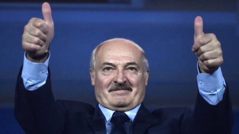 Политика: Лукашенко хочет наладить отношения с США при помощи Британии