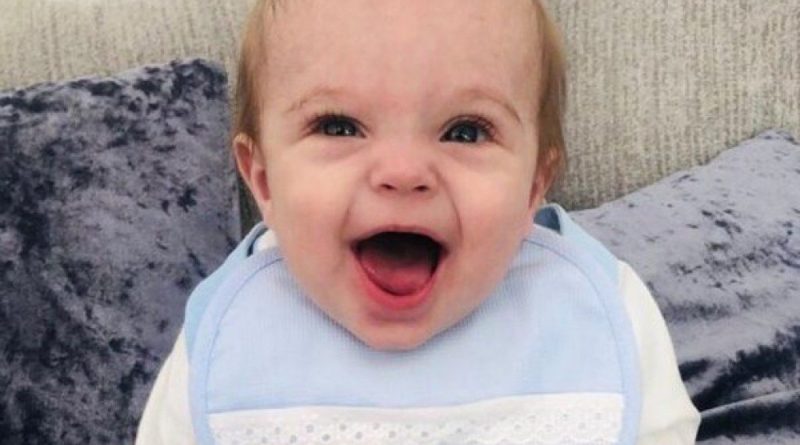 В Британии 11-месячный ребенок потерял все конечности из-за инфекции горла (ФОТО) 13082019 Происшествия: В Британии 11-месячный ребенок потерял все конечности из-за инфекции горла (ФОТО)