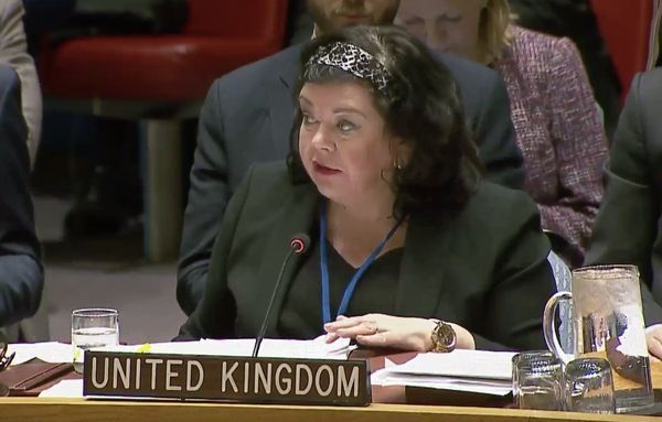 Общество: Британия заявила о нарушении прав украинцев в Крыму и получила ответ