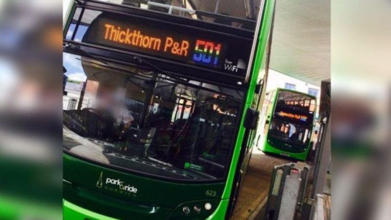 Общество: В Британии водитель отказался везти пассажиров в автобусе, «пропагандирующем гомосексуальность»