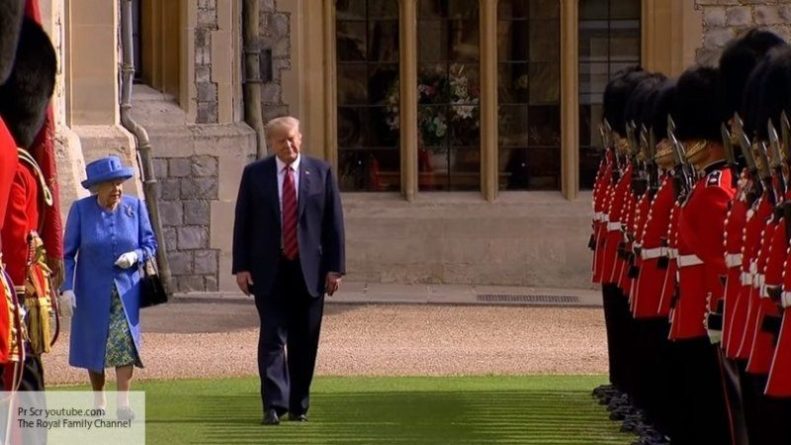 Происшествия: Королева Великобритании пожаловалась, что Трамп испортил ей газон