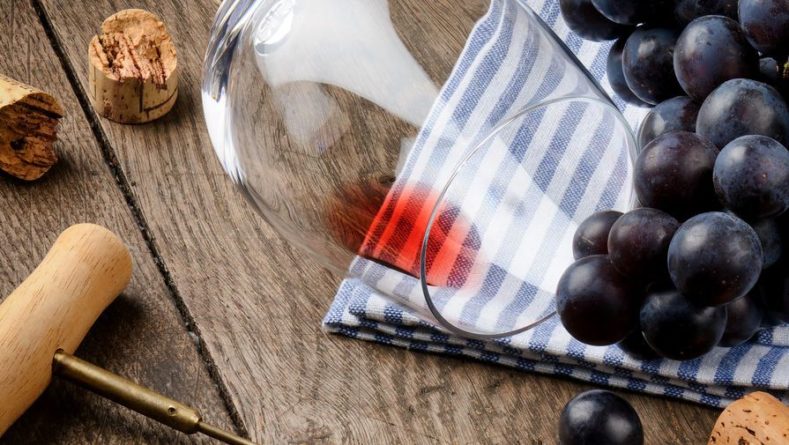 Общество: Британские ученые рассказали о пользе красного вина