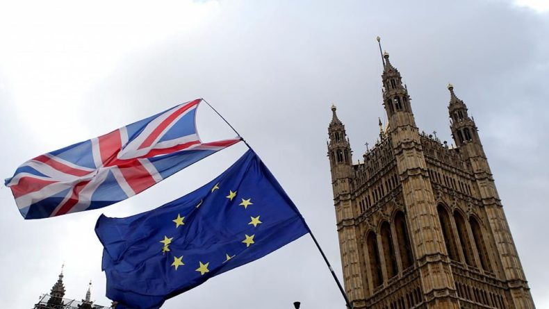 Общество: Британское правительство планирует приостановить работу парламента — (СМИ)