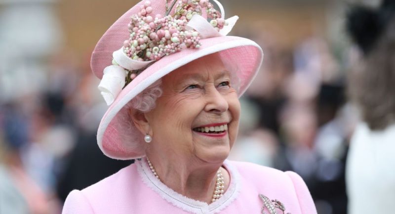 Политика: Елизавета II согласилась приостановить работу парламента по просьбе Бориса Джонсона
