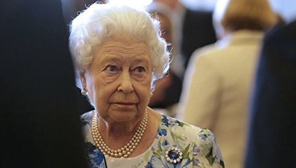 Общество: Королева Великобритании одобрила приостановку работы парламента. Депутаты и граждане — нет