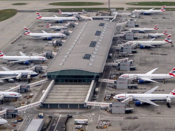 Происшествия: Лондонский аэропорт ведёт последние переговоры перед забастовкой рабочих