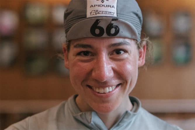 Общество: Женщина впервые выиграла Трансконтинентальную велогонку длиной в 4000 км