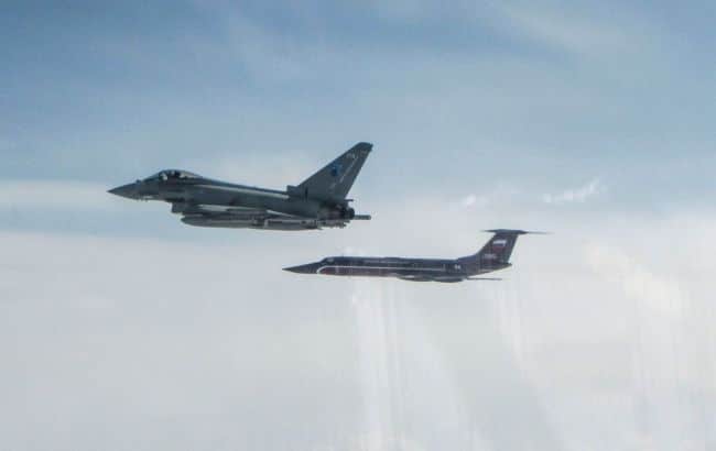 Общество: Истребители Британии перехватили пять военных самолетов РФ над Балтийским морем