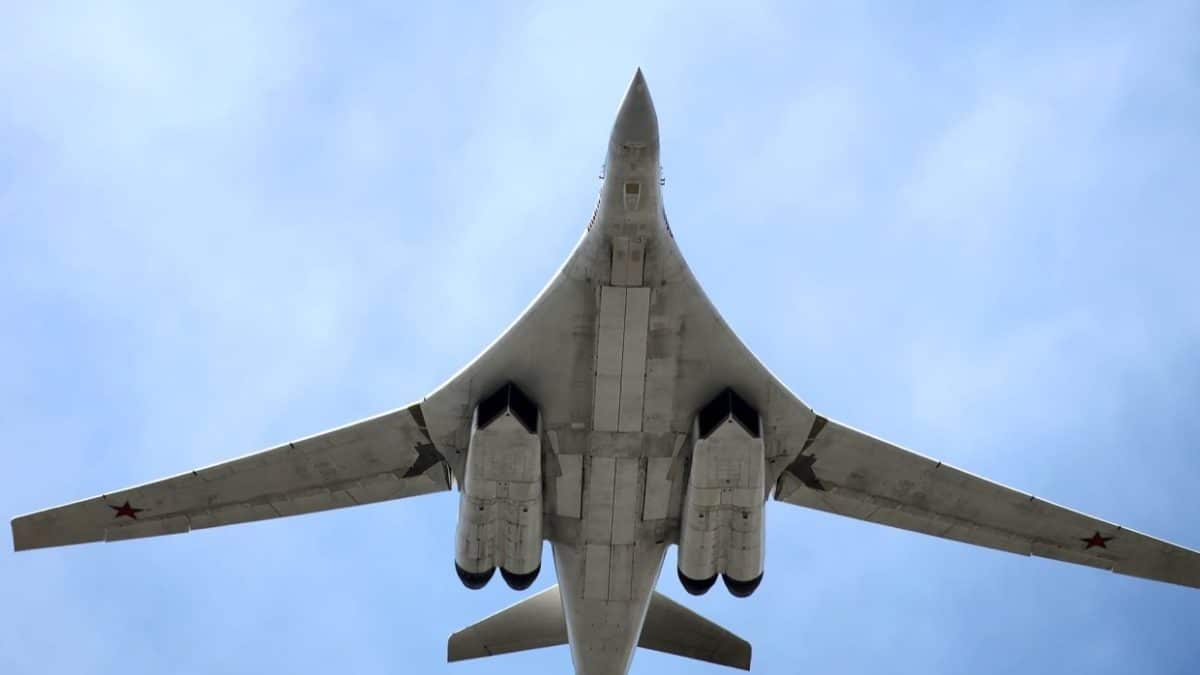 Британские шпионы Ракетоносцы секреты Ту-160 в пакете с чаем - Как британские шпионы вывезли секреты Ту-160 в пакете с чаем