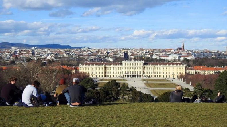 Общество: Вена второй год подряд признана лучшим в мире городом для жизни
