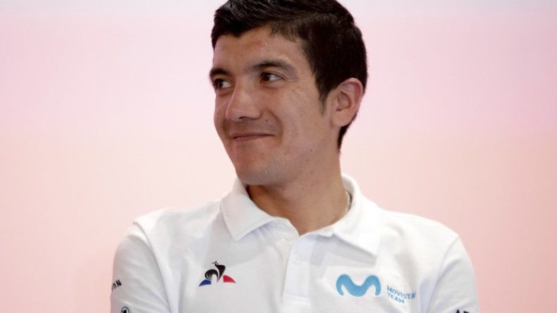 Общество: Победитель «Джиро д'Италия» Карапас подписал контракт с Team Ineos
