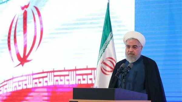 Общество: Роухани: Иран вскоре сделает третий шаг по ядерной сделке