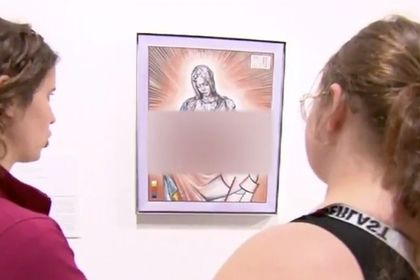 Общество: Картина с укачивающей гигантский пенис Богородицей вызвала скандал