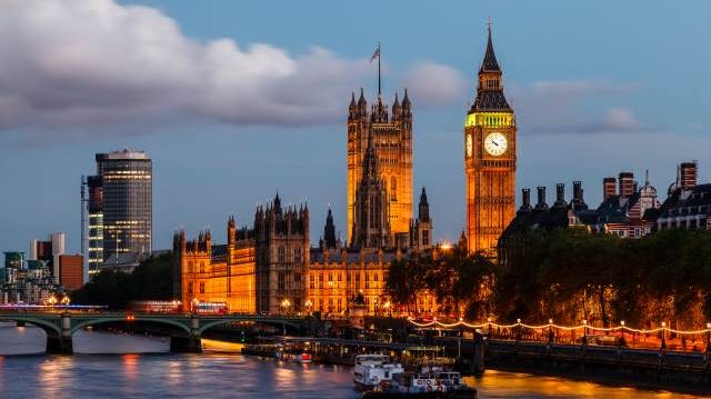 Общество: Парламент Британии поддержал закон об отсрочке Brexit