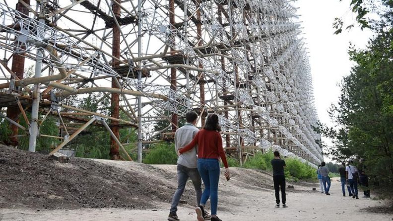 Общество: В Чернобыле побили рекорд посещаемости зоны отчуждения