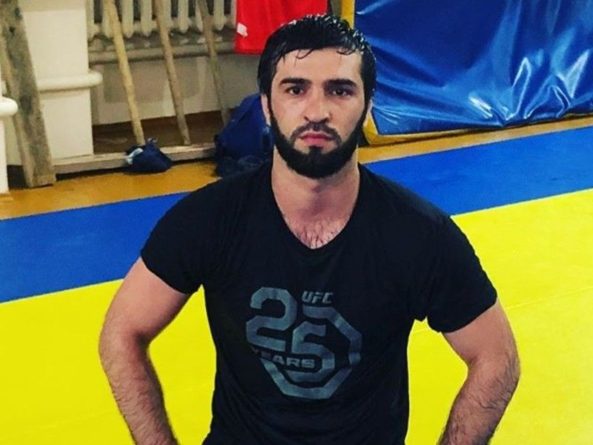 Общество: Рамзан Кадыров поддержал Зубайру Тухугова на турнире UFC в Абу-Даби