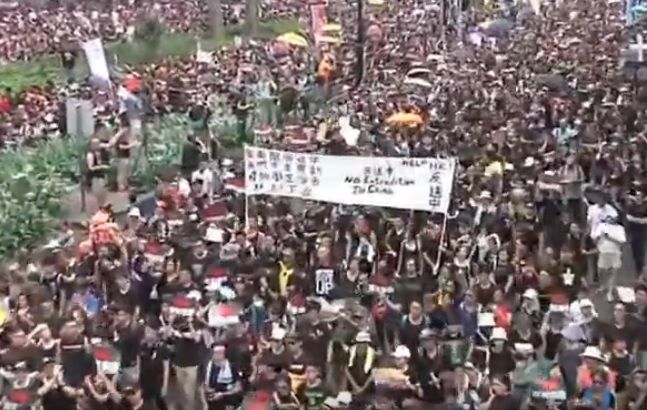 Общество: Протестующие в Гонконге призывают Трампа «освободить город» - Cursorinfo: главные новости Израиля
