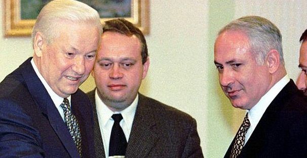 Общество: Нетаньягу только что встречался с Борисом Ельциным в Лондоне