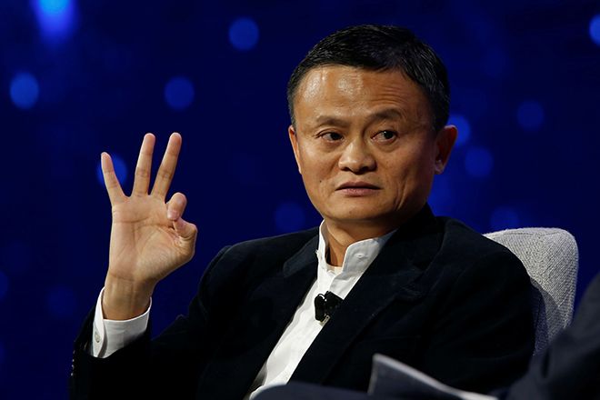 Общество: Основатель Alibaba покидает пост председателя совета директоров компании — Bloomberg