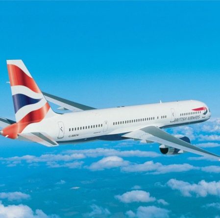 Общество: Отменившая почти все рейсы British Airways готова к переговорам с бастующими летчиками