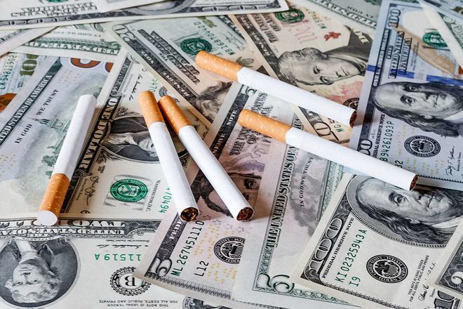 Общество: Табачный бизнес бьет тревогу: цены на сигареты могут взлететь до 100 грн