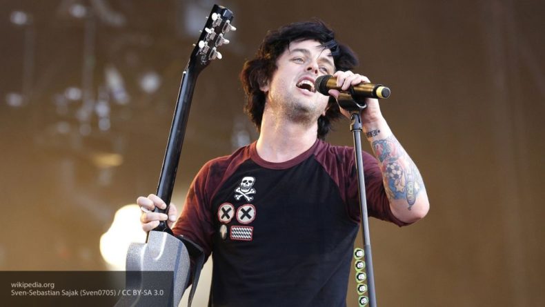 Общество: Панк-рок-группа Green Day выступит в Москве в 2020 году