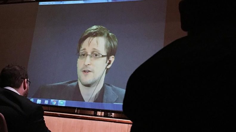 Общество: Сноуден назвал условие для своего возвращения в США